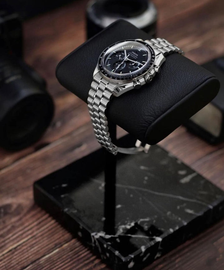 The Watch Stand - Single - Black & Black